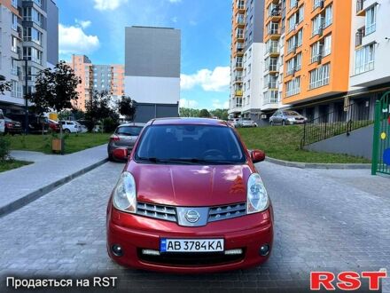 Красный Ниссан Ноут, объемом двигателя 1.6 л и пробегом 190 тыс. км за 5500 $, фото 1 на Automoto.ua