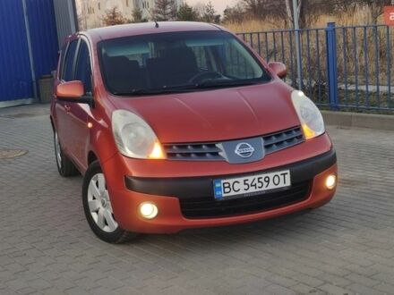 Красный Ниссан Ноут, объемом двигателя 1.5 л и пробегом 264 тыс. км за 4550 $, фото 1 на Automoto.ua
