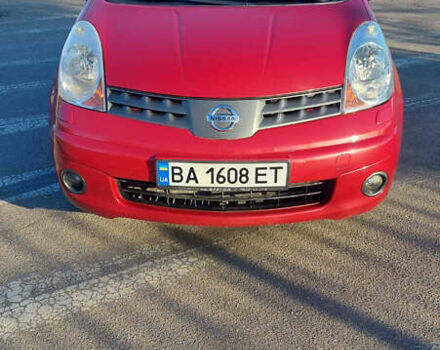 Червоний Ніссан Ноут, об'ємом двигуна 1.6 л та пробігом 153 тис. км за 5800 $, фото 1 на Automoto.ua