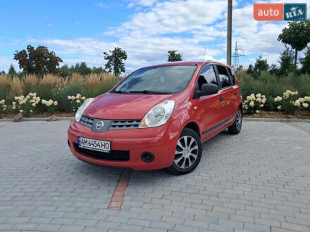 Красный Ниссан Ноут, объемом двигателя 1.39 л и пробегом 182 тыс. км за 5499 $, фото 1 на Automoto.ua