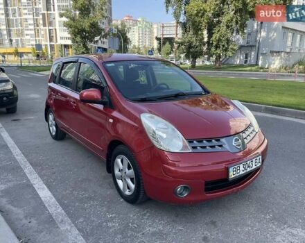 Красный Ниссан Ноут, объемом двигателя 1.6 л и пробегом 190 тыс. км за 7500 $, фото 1 на Automoto.ua