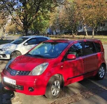 Красный Ниссан Ноут, объемом двигателя 1.4 л и пробегом 207 тыс. км за 5300 $, фото 1 на Automoto.ua