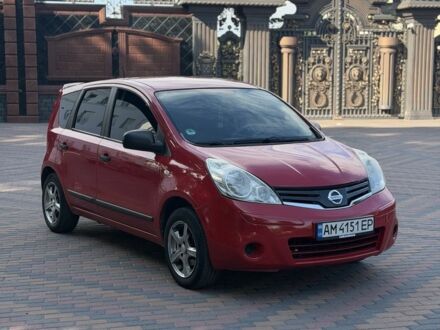 Красный Ниссан Ноут, объемом двигателя 1.4 л и пробегом 280 тыс. км за 4852 $, фото 1 на Automoto.ua