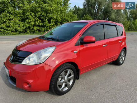 Ниссан Ноут 2010 в Кролевце на Automoto.ua Красный Ниссан Ноут, объемом двигателя 1.46 л и пробегом 198 тыс. км за 6450 $, фото 1 на Automoto.ua