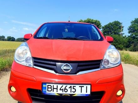 Ниссан Ноут 2011 в Овидиополе на Automoto.ua Красный Ниссан Ноут, объемом двигателя 1.5 л и пробегом 400 тыс. км за 6300 $, фото 1 на Automoto.ua