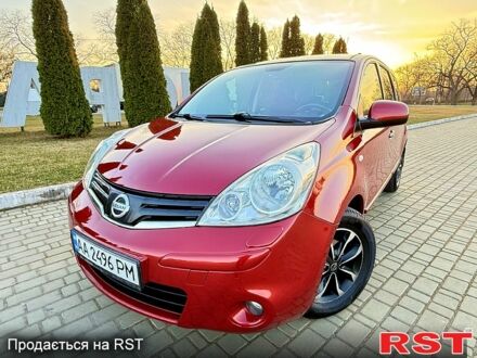 Червоний Ніссан Ноут, об'ємом двигуна 1.6 л та пробігом 145 тис. км за 8300 $, фото 1 на Automoto.ua