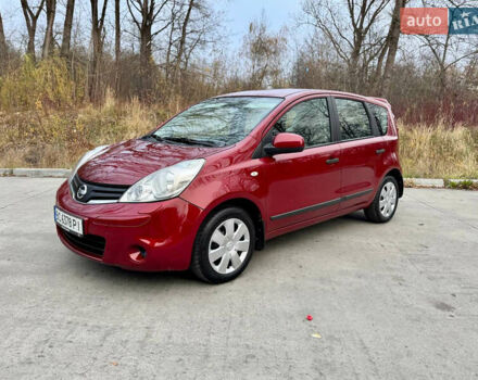 Красный Ниссан Ноут, объемом двигателя 1.39 л и пробегом 139 тыс. км за 5600 $, фото 1 на Automoto.ua