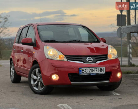 Красный Ниссан Ноут, объемом двигателя 1.46 л и пробегом 236 тыс. км за 6100 $, фото 1 на Automoto.ua