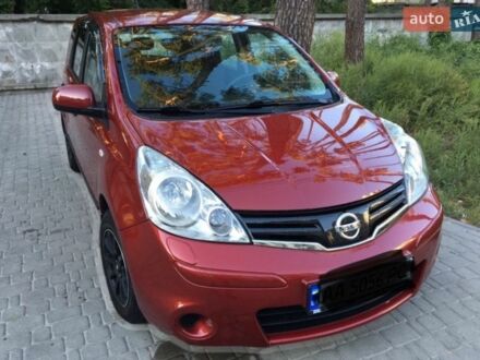 Красный Ниссан Ноут, объемом двигателя 1.6 л и пробегом 120 тыс. км за 8500 $, фото 1 на Automoto.ua