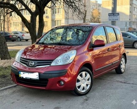 Красный Ниссан Ноут, объемом двигателя 1.4 л и пробегом 180 тыс. км за 4992 $, фото 1 на Automoto.ua