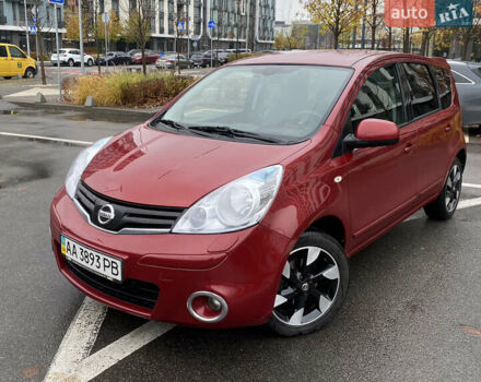 Червоний Ніссан Ноут, об'ємом двигуна 1.6 л та пробігом 163 тис. км за 8599 $, фото 1 на Automoto.ua