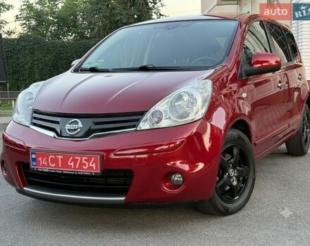Красный Ниссан Ноут, объемом двигателя 1.6 л и пробегом 137 тыс. км за 9400 $, фото 1 на Automoto.ua