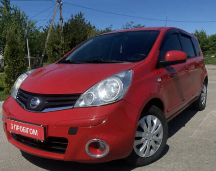 Красный Ниссан Ноут, объемом двигателя 1.46 л и пробегом 180 тыс. км за 6600 $, фото 1 на Automoto.ua