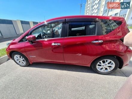 Красный Ниссан Ноут, объемом двигателя 1.2 л и пробегом 57 тыс. км за 10900 $, фото 1 на Automoto.ua