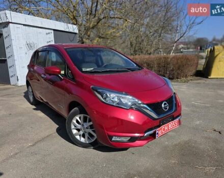 Красный Ниссан Ноут, объемом двигателя 1.2 л и пробегом 72 тыс. км за 12000 $, фото 1 на Automoto.ua