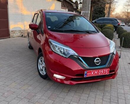 Красный Ниссан Ноут, объемом двигателя 1.2 л и пробегом 59 тыс. км за 10900 $, фото 1 на Automoto.ua