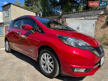 Червоний Ніссан Ноут, об'ємом двигуна 1.2 л та пробігом 60 тис. км за 12500 $, фото 1 на Automoto.ua