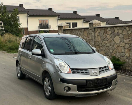 Ниссан Ноут, объемом двигателя 1.6 л и пробегом 253 тыс. км за 6000 $, фото 1 на Automoto.ua