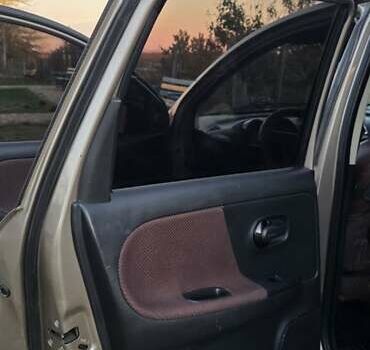 Ніссан Ноут, об'ємом двигуна 1.6 л та пробігом 238 тис. км за 5500 $, фото 3 на Automoto.ua