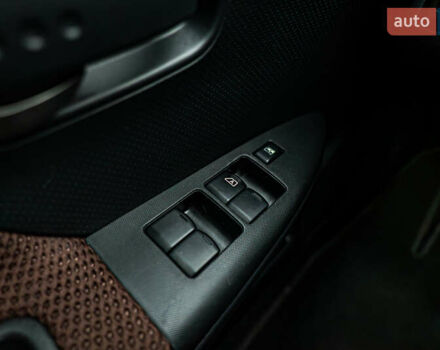 Ниссан Ноут 2007 в Киеве на Automoto.ua Ниссан Ноут, объемом двигателя 1.6 л и пробегом 146 тыс. км за 7215 $, фото 15 на Automoto.ua