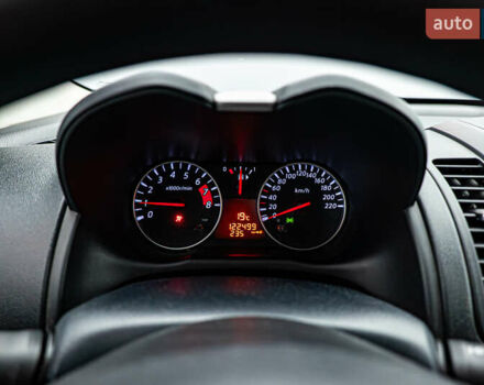 Ниссан Ноут, объемом двигателя 1.6 л и пробегом 122 тыс. км за 5430 $, фото 12 на Automoto.ua