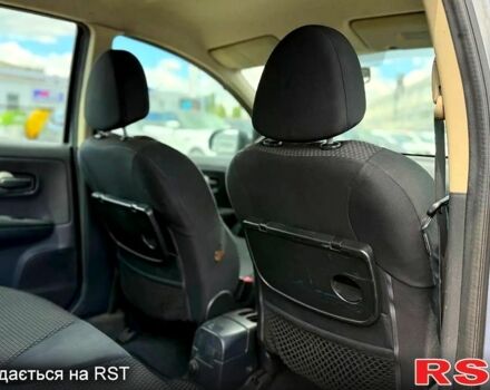 Ниссан Ноут, объемом двигателя 1.4 л и пробегом 227 тыс. км за 5000 $, фото 4 на Automoto.ua