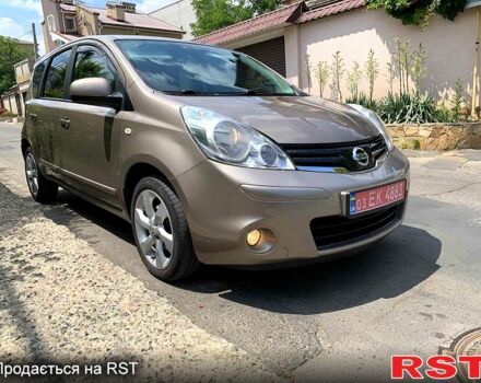 Ниссан Ноут, объемом двигателя 1.6 л и пробегом 200 тыс. км за 7700 $, фото 1 на Automoto.ua