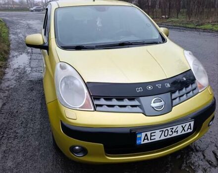 Желтый Ниссан Ноут, объемом двигателя 1.39 л и пробегом 232 тыс. км за 4300 $, фото 4 на Automoto.ua