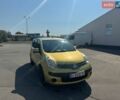 Желтый Ниссан Ноут, объемом двигателя 1.6 л и пробегом 217 тыс. км за 5900 $, фото 3 на Automoto.ua