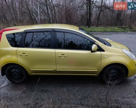 Желтый Ниссан Ноут, объемом двигателя 1.39 л и пробегом 232 тыс. км за 4300 $, фото 5 на Automoto.ua