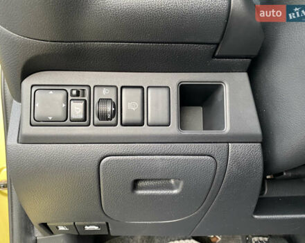 Ніссан Ноут 2006 у Києві на Automoto.ua Жовтий Ніссан Ноут, об'ємом двигуна 1.6 л та пробігом 232 тис. км за 5400 $, фото 41 на Automoto.ua