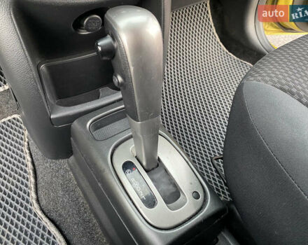 Ніссан Ноут 2006 у Києві на Automoto.ua Жовтий Ніссан Ноут, об'ємом двигуна 1.6 л та пробігом 232 тис. км за 5400 $, фото 45 на Automoto.ua