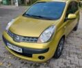 Желтый Ниссан Ноут, объемом двигателя 1.39 л и пробегом 375 тыс. км за 5000 $, фото 2 на Automoto.ua