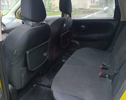 Желтый Ниссан Ноут, объемом двигателя 1.39 л и пробегом 232 тыс. км за 4300 $, фото 9 на Automoto.ua