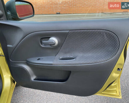 Ніссан Ноут 2006 у Києві на Automoto.ua Жовтий Ніссан Ноут, об'ємом двигуна 1.6 л та пробігом 232 тис. км за 5400 $, фото 33 на Automoto.ua