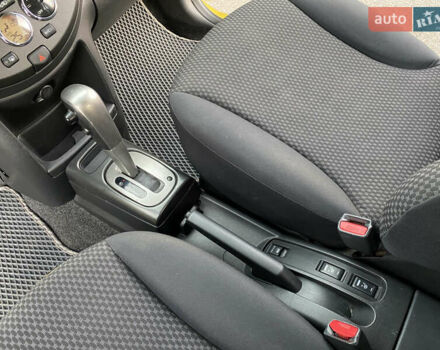 Ніссан Ноут 2006 у Києві на Automoto.ua Жовтий Ніссан Ноут, об'ємом двигуна 1.6 л та пробігом 232 тис. км за 5400 $, фото 43 на Automoto.ua