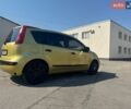 Желтый Ниссан Ноут, объемом двигателя 1.6 л и пробегом 217 тыс. км за 5900 $, фото 2 на Automoto.ua