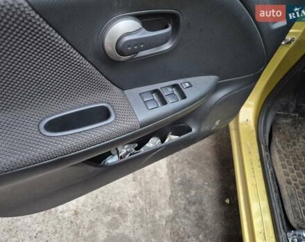 Ниссан Ноут 2007 в Киеве на Automoto.ua Желтый Ниссан Ноут, объемом двигателя 1.6 л и пробегом 113 тыс. км за 4200 $, фото 3 на Automoto.ua