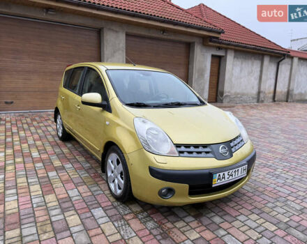 Желтый Ниссан Ноут, объемом двигателя 1.6 л и пробегом 113 тыс. км за 6700 $, фото 4 на Automoto.ua