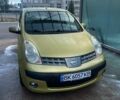 Жовтий Ніссан Ноут, об'ємом двигуна 1.6 л та пробігом 193 тис. км за 5000 $, фото 1 на Automoto.ua