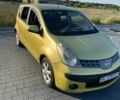 Желтый Ниссан Ноут, объемом двигателя 1.6 л и пробегом 250 тыс. км за 4000 $, фото 1 на Automoto.ua