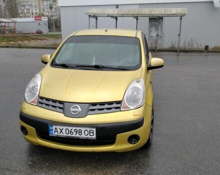 Желтый Ниссан Ноут, объемом двигателя 1.4 л и пробегом 250 тыс. км за 4499 $, фото 1 на Automoto.ua