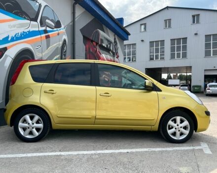 Жовтий Ніссан Ноут, об'ємом двигуна 1.4 л та пробігом 175 тис. км за 5299 $, фото 1 на Automoto.ua