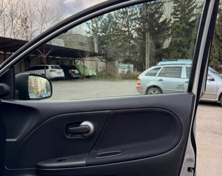 Сірий Ніссан Ноут, об'ємом двигуна 1.6 л та пробігом 185 тис. км за 6800 $, фото 26 на Automoto.ua