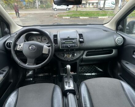 Сірий Ніссан Ноут, об'ємом двигуна 1.6 л та пробігом 200 тис. км за 3999 $, фото 4 на Automoto.ua