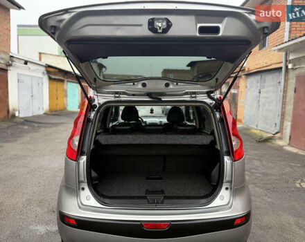 Сірий Ніссан Ноут, об'ємом двигуна 1.6 л та пробігом 90 тис. км за 5999 $, фото 35 на Automoto.ua