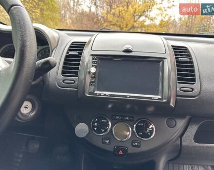 Серый Ниссан Ноут, объемом двигателя 1.4 л и пробегом 208 тыс. км за 5000 $, фото 12 на Automoto.ua