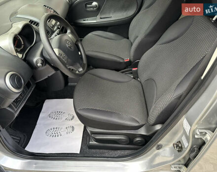 Сірий Ніссан Ноут, об'ємом двигуна 1.4 л та пробігом 130 тис. км за 5450 $, фото 31 на Automoto.ua