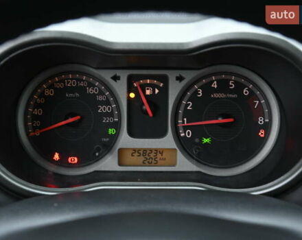 Сірий Ніссан Ноут, об'ємом двигуна 1.6 л та пробігом 258 тис. км за 5150 $, фото 19 на Automoto.ua