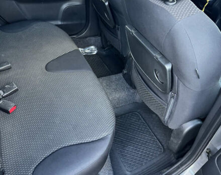 Серый Ниссан Ноут, объемом двигателя 1.4 л и пробегом 187 тыс. км за 5400 $, фото 14 на Automoto.ua